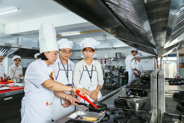 5-star hotel experience – A solid launchpad for Hotel Management students 59