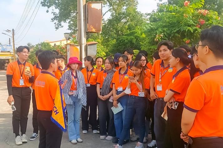 Tourism and Travel Management students learn through hands-on experiences in the Mekong Delta 43
