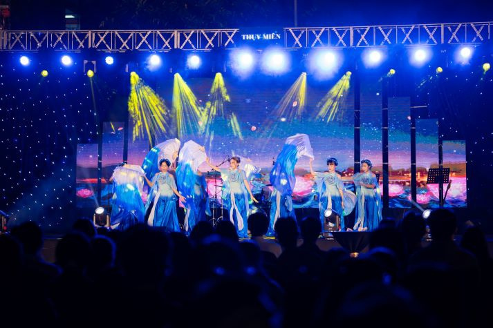 "Thuy Mien" variety show: A Journey of emotions from aspiration to success 49