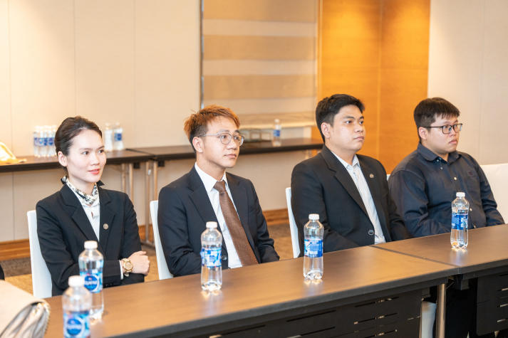 [Video] CYU - HUTECH students explore Mai House Saigon: practical experience to enhance professional skills 17