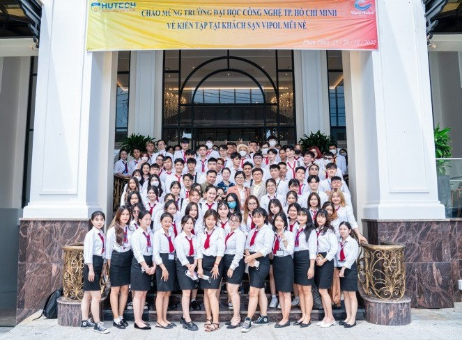 Full Bachelor's Program in Tourism and Travel Management for VND 154 Million 47