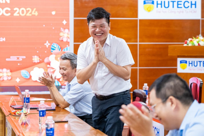 HUTECH Institute of Postgraduate Studies hosts New Year gathering and engages in productive discussions on postgraduate teaching methods 25