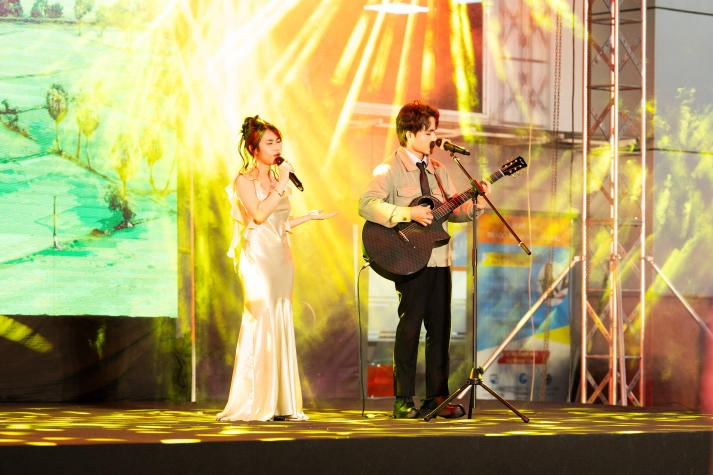 HUTECH Countdown 2025: A journey of emotions welcoming the new year 21