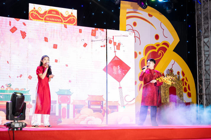 “Táo Xuân HUTECH 2024” - A Cultural Showcase Blending Tradition and Gen Z Creativity 56