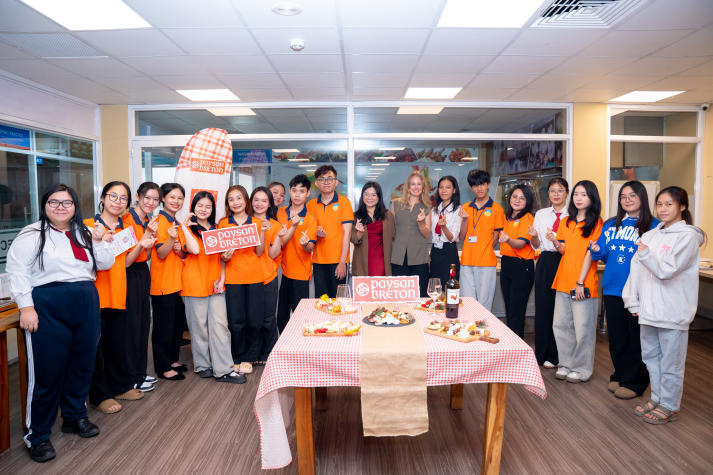 HUTECH Tourism and Hospitality Management students explore the art of cheese with experts from Paysan Breton 134