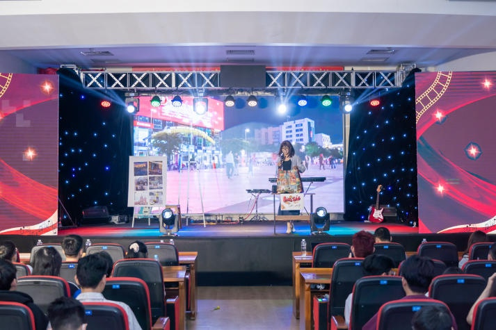 “Dream Station” – A multi-dimensional portrait of Saigon by HUTECH Tourism and Hospitality students 34