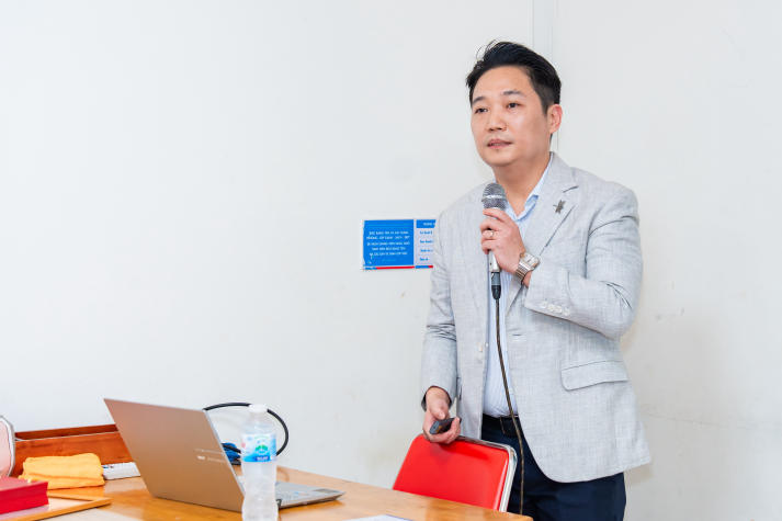 HUTECH Master’s student “Pioneer” the Future of Digital Tourism with the Deputy Director of Ho Chi Minh City Department of Tourism 39