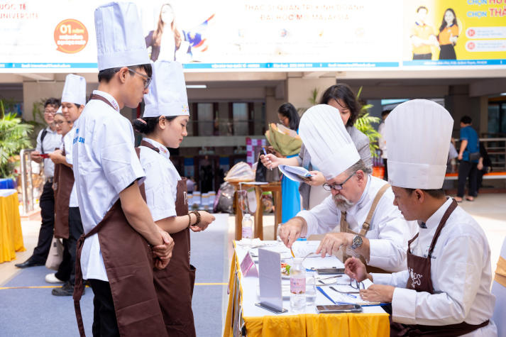 Vietnamese and American flavors collide at HUTECH Young Chefs 2025 92