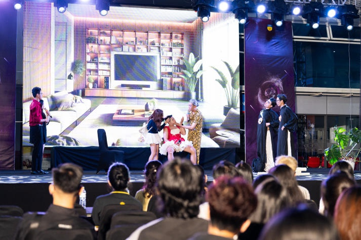 HUTECH Countdown 2025: A journey of emotions welcoming the new year 43