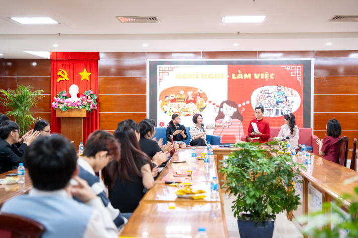 Students of the Faculty of Tourism and Hospitality Management explore how to balance family connections and personal success 31