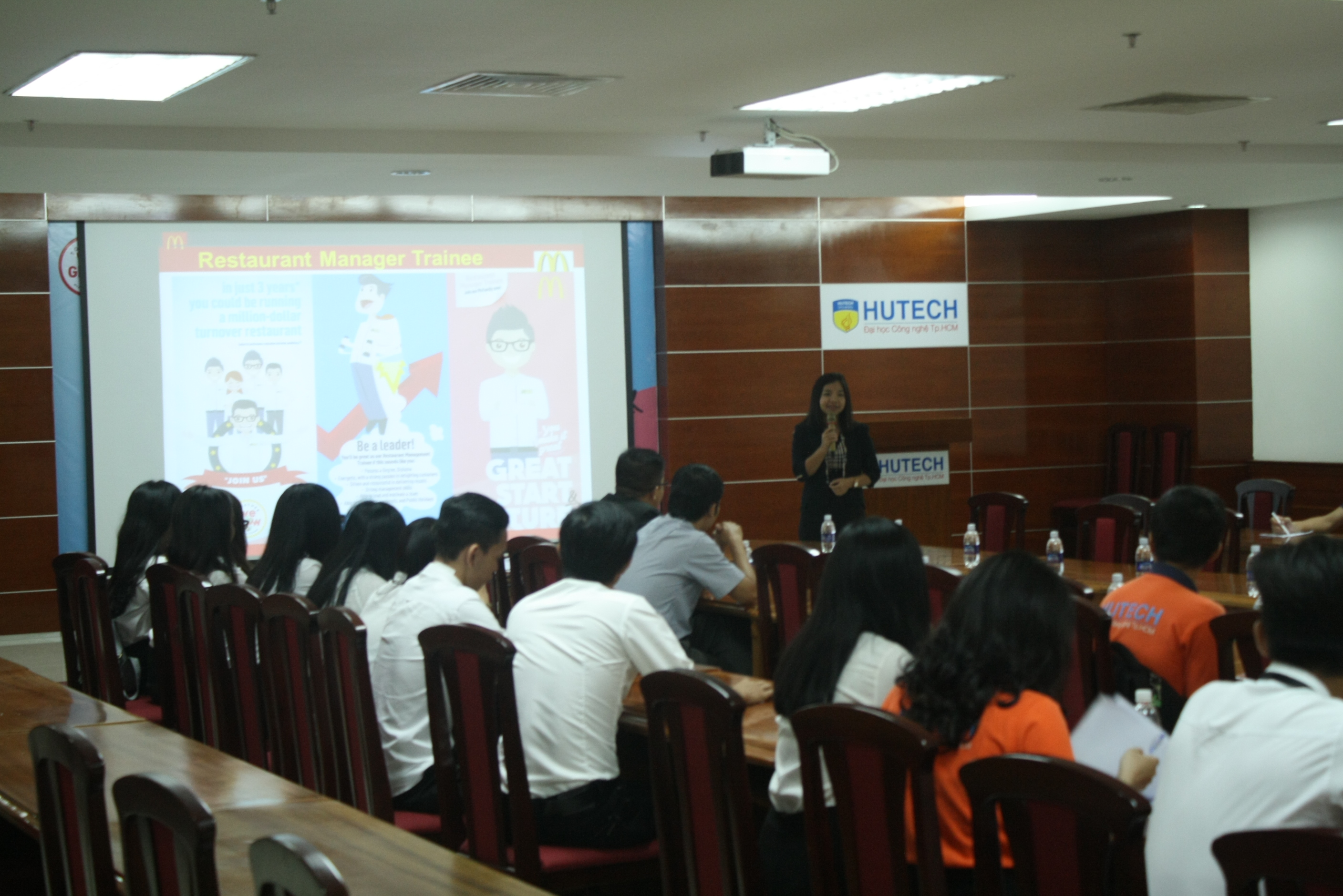 HỘI THẢO : “FASTFOOD INDUSTRY VÀ CƠ HỘI TRỞ THÀNH NHÀ QL TẠI MC DONALD’S” 28