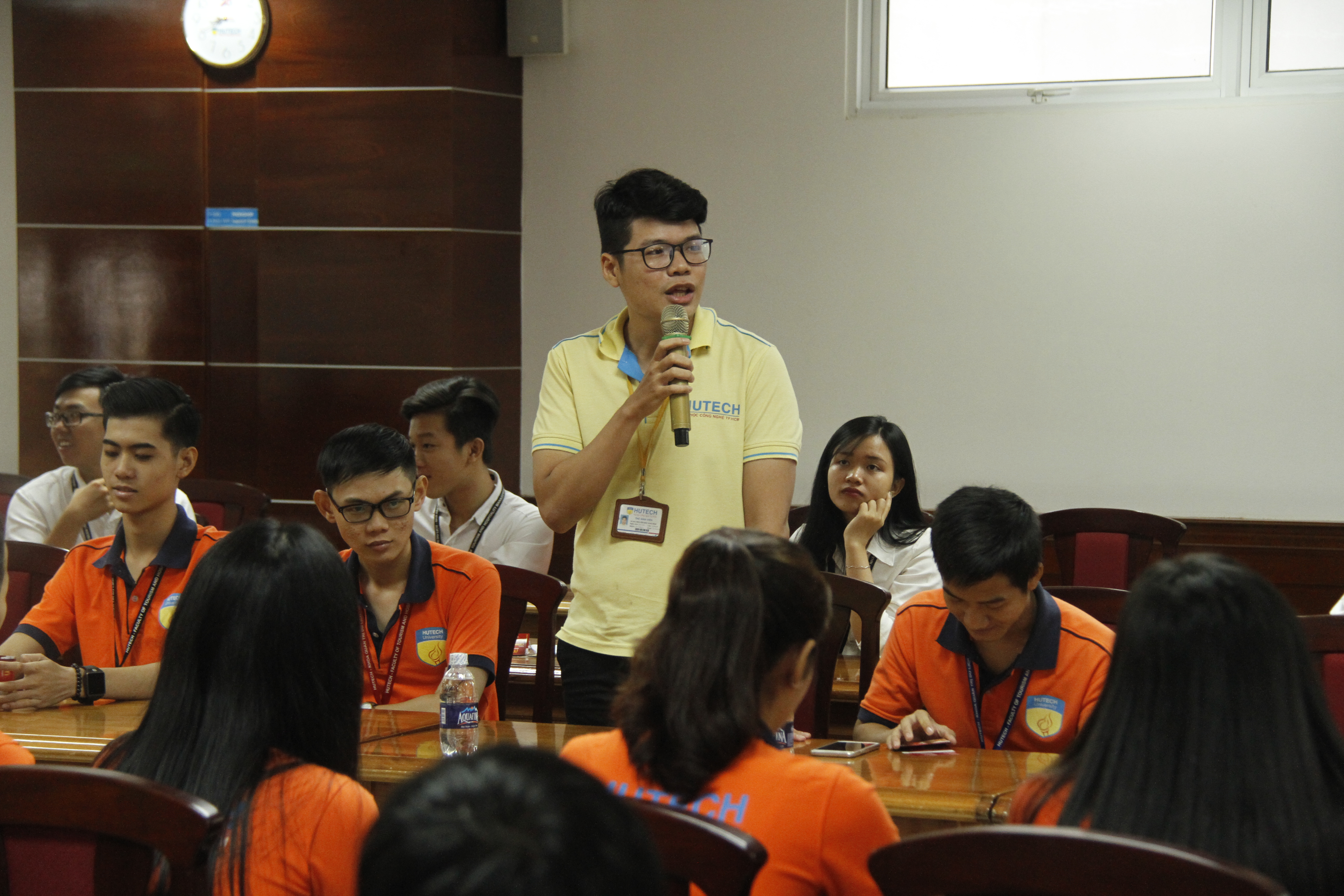 HỘI THẢO : “FASTFOOD INDUSTRY VÀ CƠ HỘI TRỞ THÀNH NHÀ QL TẠI MC DONALD’S” 56