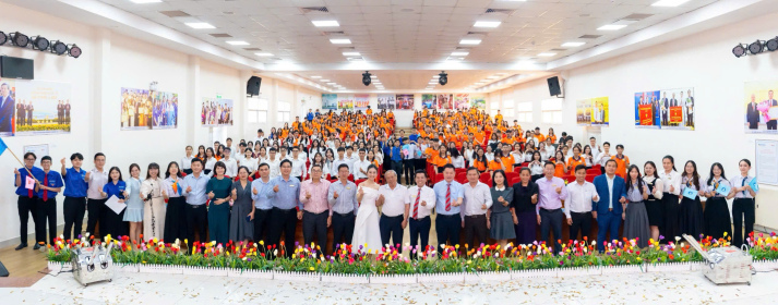 Faculty of Finance and Commerce 156
