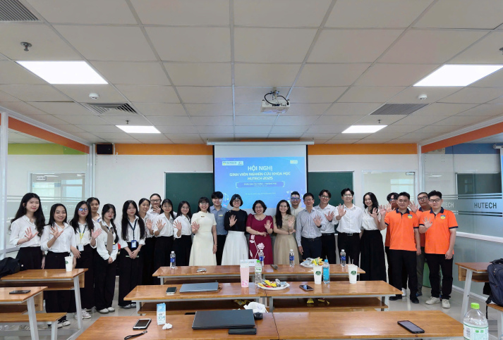 HỘI NGHỊ SINH VIÊN NGHIÊN CỨU KHOA HỌC HUTECH 2025 – PHÂN BAN TÀI CHÍNH - THƯƠNG MẠI 45
