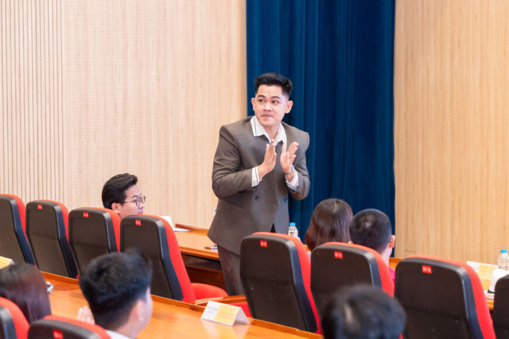 LỄ CHÀO ĐÓN TÂN SINH VIÊN KHÓA 2025 NGÀNH THÚ Y: HƠN 200 TRIỆU ĐỒNG HỌC BỔNG DÀNH CHO TÂN SINH VIÊN 117