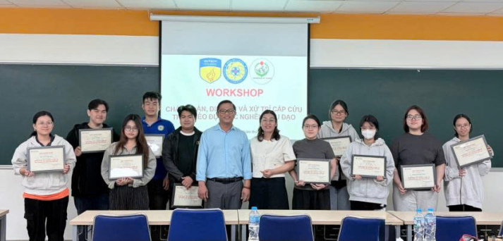 Khoa Thú y tổ chức khóa học ngắn hạn “CHẨN ĐOÁN, XÉT NGHIỆM VÀ ĐIỀU TRỊ TẮC NGHẼN NIỆU ĐẠO TRÊN MÈO ĐỰC” 52