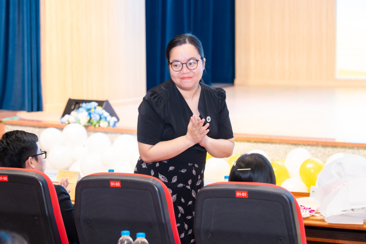 LỄ CHÀO ĐÓN TÂN SINH VIÊN KHÓA 2025 NGÀNH THÚ Y: HƠN 200 TRIỆU ĐỒNG HỌC BỔNG DÀNH CHO TÂN SINH VIÊN 111