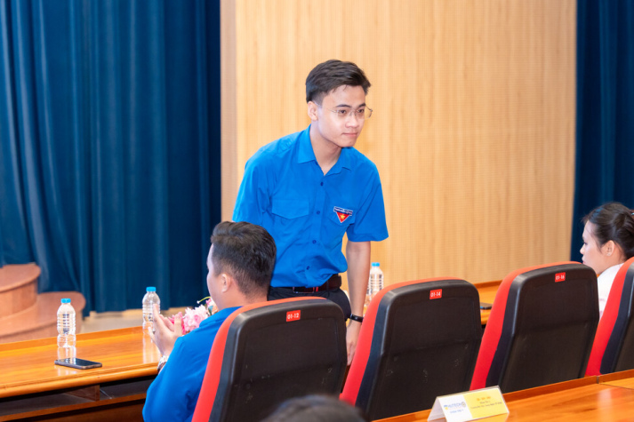 LỄ CHÀO ĐÓN TÂN SINH VIÊN KHÓA 2025 NGÀNH THÚ Y: HƠN 200 TRIỆU ĐỒNG HỌC BỔNG DÀNH CHO TÂN SINH VIÊN 137