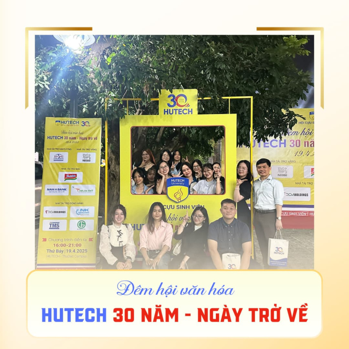 Cựu sinh viên Khoa Trung Quốc Học hội tụ trong Đêm Hội Văn Hóa “HUTECH 30 Năm – Ngày Trở Về” 10