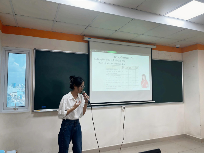 Báo cáo Nghiên cứu Khoa học sinh viên Khoa Trung Quốc Học: Sự kết hợp hài hòa giữa truyền thống và công nghệ AI 25