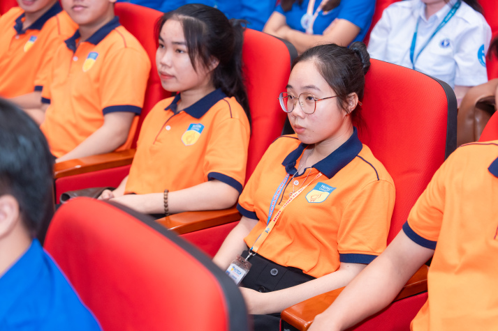 Sinh viên khoa Trung Quốc học góp mặt trong đội hình thi đấu Hội thi Olympic các môn khoa học Mác – Lênin, Tư tưởng Hồ Chí Minh năm 2026 30