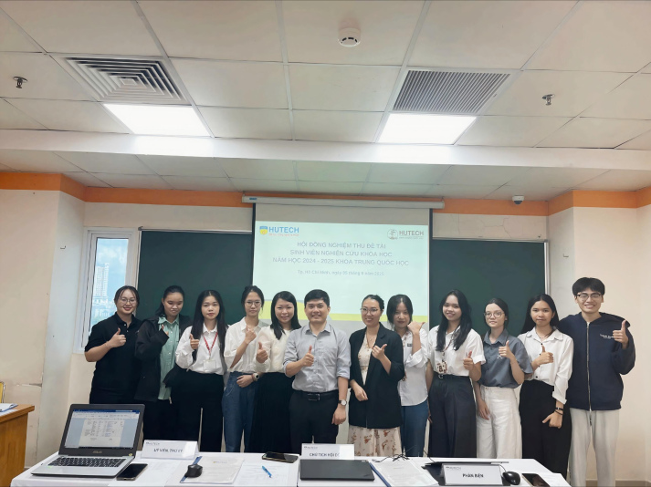 Báo cáo Nghiên cứu Khoa học sinh viên Khoa Trung Quốc Học: Sự kết hợp hài hòa giữa truyền thống và công nghệ AI 11