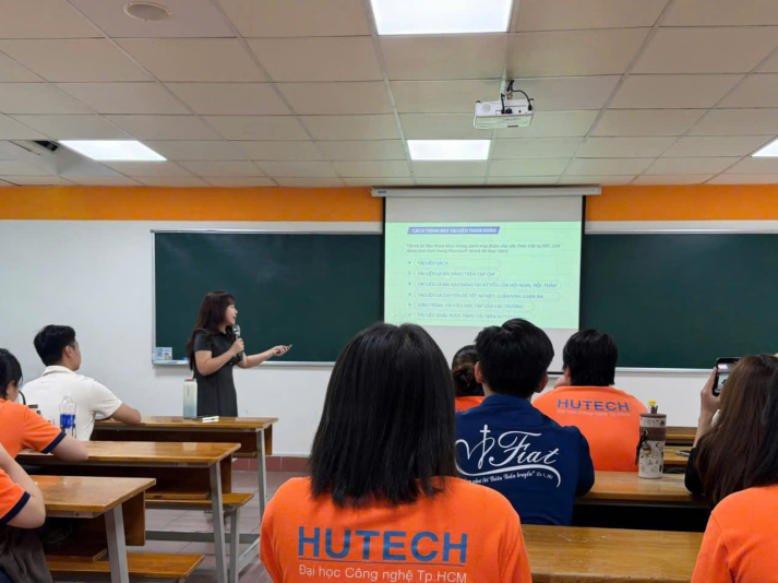 Hội thảo “Hướng dẫn sinh viên Nghiên cứu khoa học năm 2026 – 2027” 14