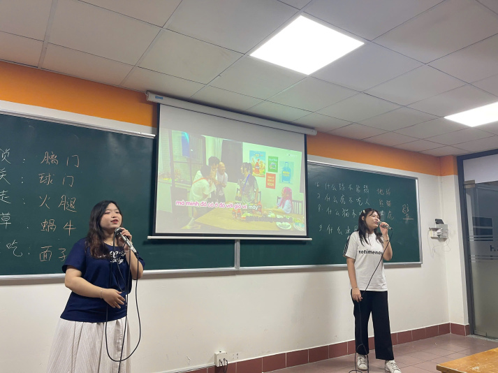 Khám phá nguồn gốc ra đời của các thành ngữ trong tiếng Trung qua hoạt động tìm hiểu câu chuyện thành ngữ cùng CLB Huading 27