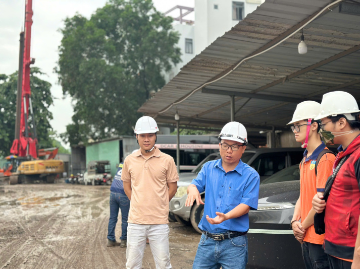 SINH VIÊN KHOA XÂY DỰNG THAM QUAN THỰC TẾ CÔNG TÁC KHOAN CỌC NHỒI THÍ NGHIỆM THỬ TĨNH TẠI CÔNG TRÌNH 197 ĐIỆN BIÊN PHỦ 13