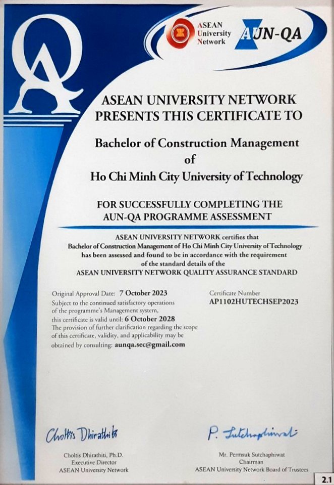 KHOA XÂY DỰNG NHẬN GIẤY CHỨNG NHẬN ĐÁNH GIÁ CHƯƠNG TRÌNH ĐÀO TẠO THEO TIÊU CHUẨN AUN-QA 18