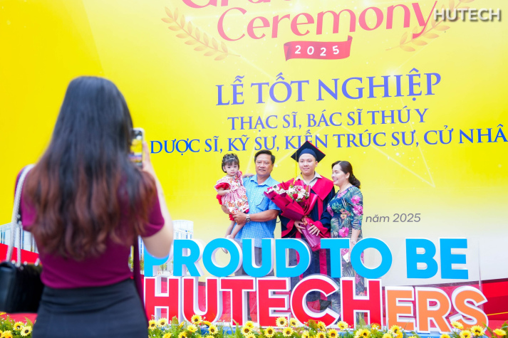 LỄ TRAO BẰNG TỐT NGHIỆP (ĐỢT THÁNG 7/2025) 51