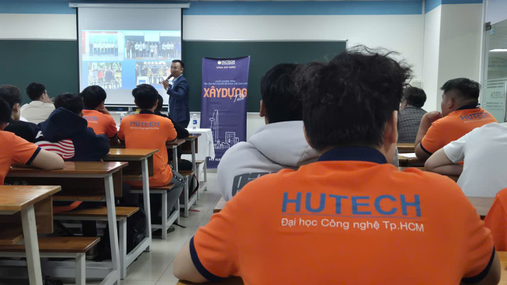 CỰU SINH VIÊN CHIA SẺ ĐỊNH HƯỚNG NGHỀ NGHIỆP CHO TÂN SINH VIÊN 2025 14