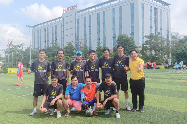 GIẢI BÓNG ĐÁ GIAO HỮU CỰU SINH VIÊN 2025 9