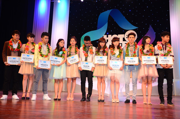 Sinh viên HUTECH đạt giải “HotVteen tài năng” tại chung kết HotVteen toàn quốc 2012 39