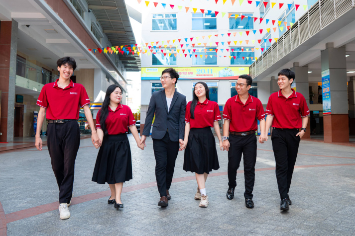 Sinh viên I-HUTECH ghi dấu ấn nổi bật tại các cuộc thi nghiên cứu khoa học và học thuật toàn quốc 91