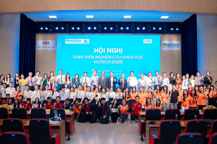 Sinh viên I-HUTECH ghi dấu ấn nổi bật tại các cuộc thi nghiên cứu khoa học và học thuật toàn quốc 75