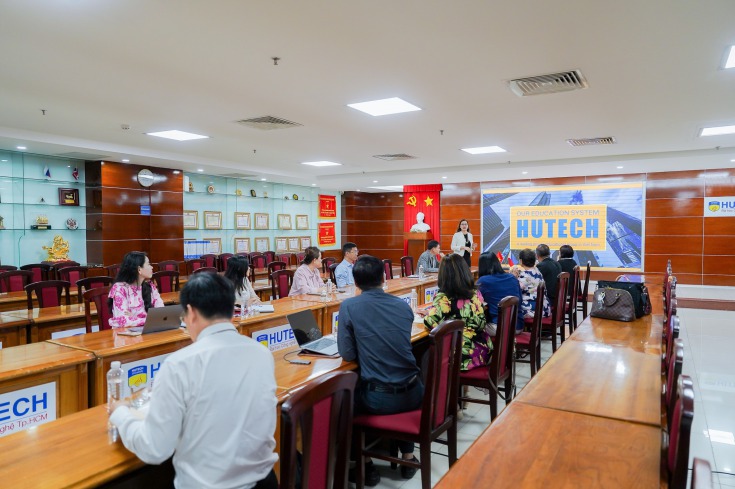 Tổng lãnh sự quán nước Cộng hòa Philippines ghé thăm HUTECH và ký kết MOU cùng trường Cainta Chatholic Catholic (CCC) 130