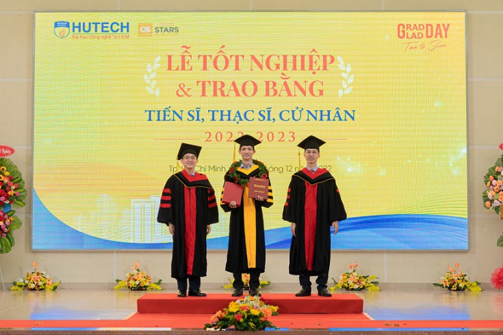 HUTECH thông báo tổ chức Lễ trao bằng tốt nghiệp Tiến sĩ diễn ra ngày 11/03/2023 4