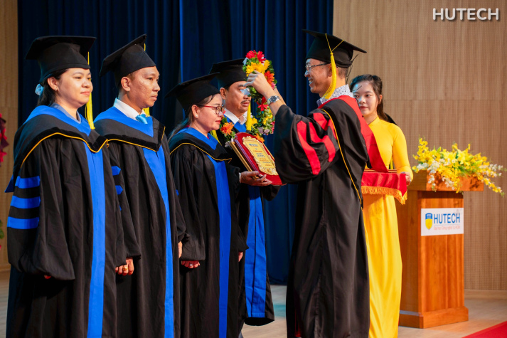 Institute of Postgraduate Studies 1232