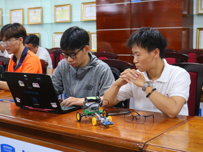 CUỘC THI RACING CHALLENGE  TẠI VIỆN VIỆT NHẬT 39