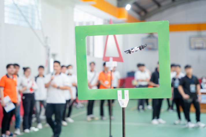 HỘI THI DRONE RACING TẠI VIỆN CÔNG NGHỆ VIỆT - HÀN (VKIT) 21