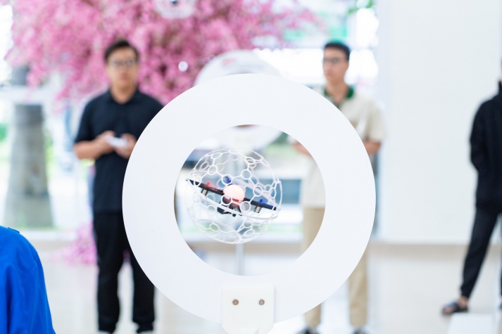 Nhìn lại chung kết cuộc thi Drone Champion League 2024 11