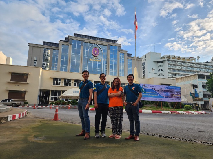 Tập thể giảng viên và sinh viên Khoa Tiếng Anh ĐH Công nghệ TP. HCM khởi hành tham dự hoạt động học thuật và giao lưu văn hóa các nước trong khu vực - điểm đến trường Đại học Thepsatri Rajabhat (Thái  26