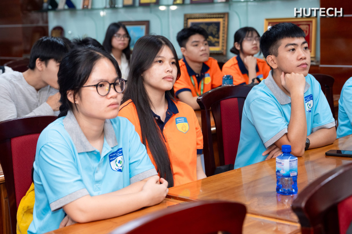 Tuổi trẻ Khoa Điều dưỡng - Kỹ thuật y học phát động công trình Thanh niên, lan toả yêu thương vì cộng đồng năm học 2026-2027 19
