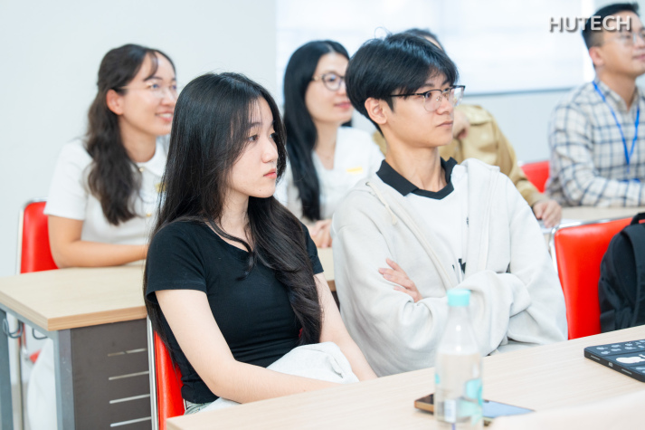 Trường Y và Khoa học sức khoẻ trực thuộc HUTECH đăng cai VADA Next Forum 2026: Kết nối tri thức Việt - Đức, hướng đến hệ thống y tế bền vững 124