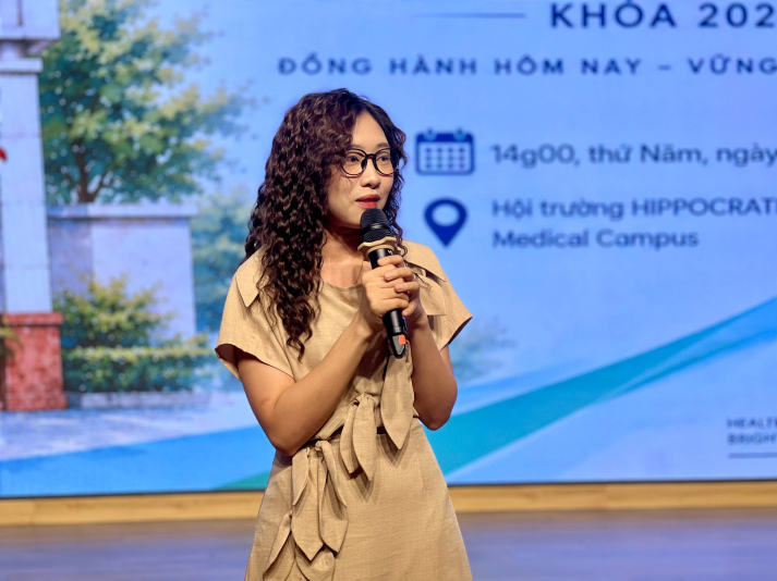 Gặp mặt phụ huynh và tân sinh viên ngành Điều dưỡng, Kỹ thuật xét nghiệm y học khóa 2026: Lắng nghe, kết nối và gửi gắm niềm tin 27