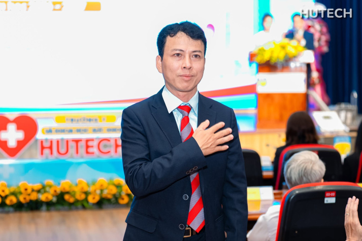 Bài phát biểu của Hiệu trưởng tại Lễ Khai khóa năm 2026 của Trường Y và Khoa học Sức khỏe (HUTECH-MHS) 49