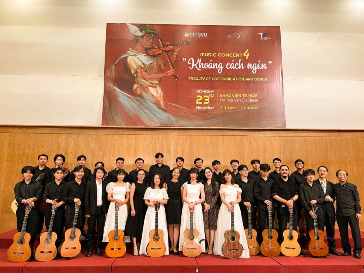Sinh viên Khoa Truyền thông và Thiết kế hòa mình vào không gian hòa nhạc “xịn sò”  mang tên “Khoảng cách ngắn Vol.4” 110