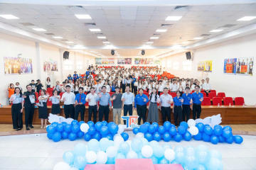 Thủ khoa đồ án tốt nghiệp và hành trình vẽ nên ước mơ từ những điều không hoàn hảo 67