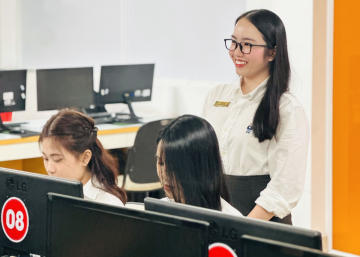 Từ giảng dạy đến đồng hành: Hành trình giúp sinh viên hiểu mình và tìm thấy hướng đi 46